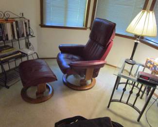 Ekornes MC Stressless chair with ottoman
