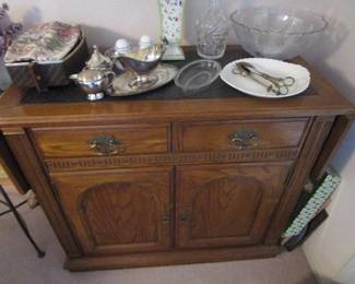 Ethan Allen vintage small sideboard cabinet