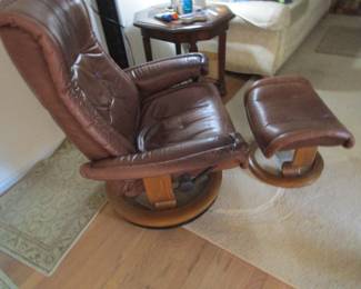Ekornes Stressless chair with ottoman
