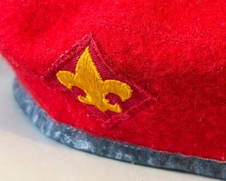 BSA BOYSCOUTS OF AMERICA VINTAGE COLLECTIBLES POCKET KNIFE BELT BUCKLE BERET