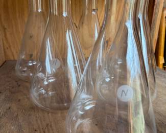 VINTAGE PYREX ERLENMEYER FLASKS LABORATORY GLASS