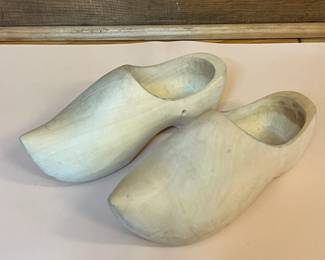 GENUINE DUTCH WOODEN SHOES