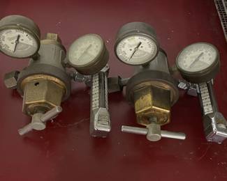 VINTAGE INDUSTRIAL GAS REGULATORS