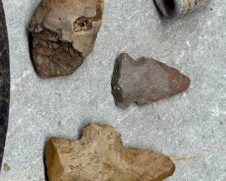 NATIVE AMERICAN & CIVIL WAR RELICS & FOSSILS ARROW HEAD POINTS