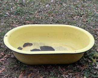 VINTAGE SEARS ROEBUCK ENAMELED BABY BATH TUB