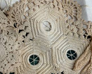 VINTAGE LACE & CROCHETED DOILIES