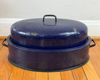 BLUE SPECKLED ENAMELWARE ROASTING PAN 