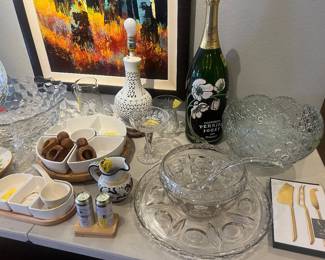 Punchbowls & champagne factice 