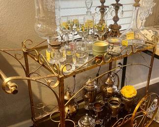 Bar / tea cart. Silver plate 