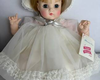 Authentic Madame Alexander Dolls 8 Total