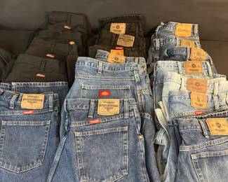 Mens Workwear  Denim Bundle  18 Pants XL Shirts Dickies, Wrangler, Levis, Lands End