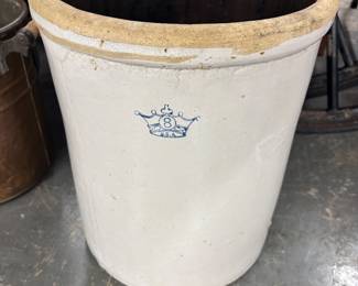 8 gallon crock