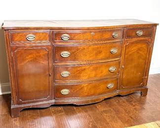 Solid Wood Bow Front Side Board 