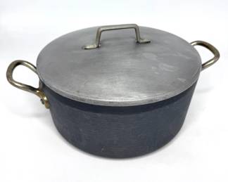 Magnalite Professional 3 Qt. Dutch Oven 
