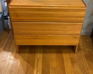Mid-Century Modern Oak 3-Drawer Dresser 36 x 19 x 30