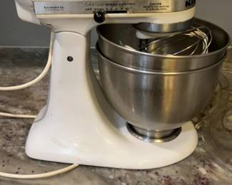 KitchenAid Classic Series Tilt-Head Stand Mixer with Stainless Steel Bowl