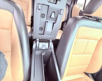 2022 Chevrolet Equinox Premier AWD – Only 1,800 Miles