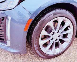 2021 Cadillac CT5 Premium Luxury Sedan 4D 13,600 miles