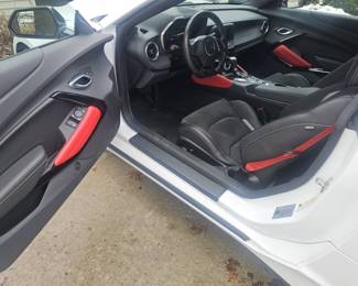 2023 Chevy Camaro LT1 Convertible 21,600 miles