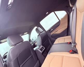 2022 Chevrolet Equinox Premier AWD – Only 1,800 Miles