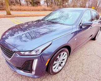 2021 Cadillac CT5 Premium Luxury Sedan 4D 13,600 miles