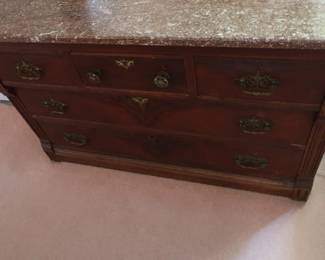 a view of the bottom of wash stand