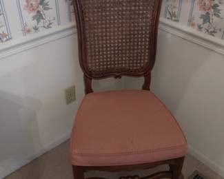 dining room chair, there are two captain chairs of the six chairs
