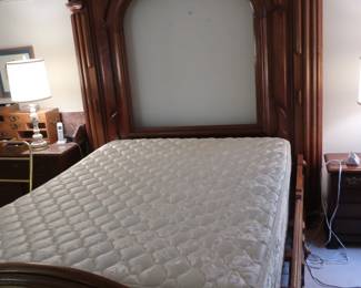 king size bed,Serta mattress, frame 69 x 76" (8) 995.00