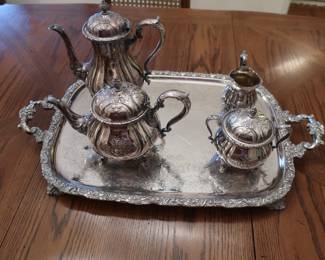 International  silverplate  tea  set   Du Barry (5) 225.00