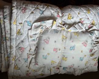 Vintage Winnie the Pooh and Friends Pattern Baby Crib Bedding Set 