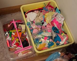 Barbie Clothes and Accessories 