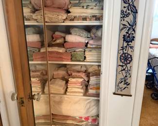 Lots of vintage linens