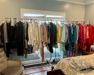 Women's clothes size med.- large (a few xl)