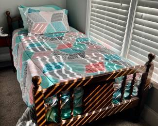 Two twin beds available