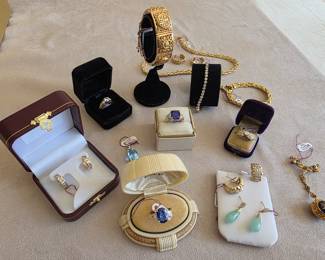 18kt wide link bracelet, 6.67ct Tanzanite, diamond & gold ring; 18kt & 7ct genuine sapphire & diamond ring; 14kt necklace, bracelet & earrings, gold & enamel pendant; diamond & gold earrings and diamond engagement rings