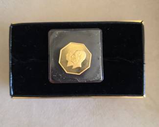 Commemorative gold coin