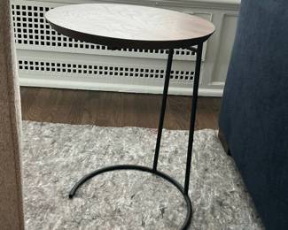 Jens Risom T.710 Walnut Side Table