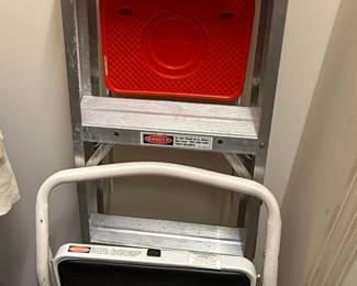 Werner 4-Step Aluminum Step Ladder