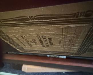 Davis Cabinet Company Lillian Russell Poster Bed - Full Size