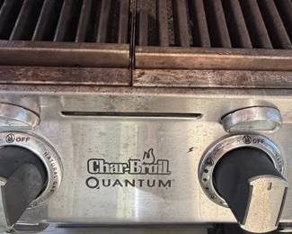 Char-Broil Quantum Gas Grill