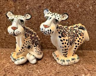 Lynda LaRose Ceramic Cheetah Figurines (Pair)