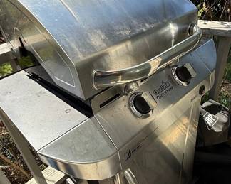 Char-Broil Quantum Gas Grill