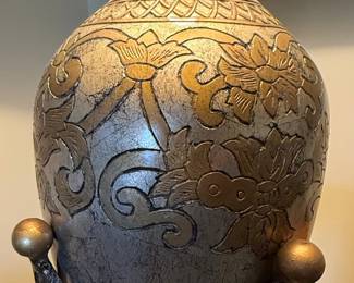 Chinoiserie Style Urn Table Lamp with Ornate Base