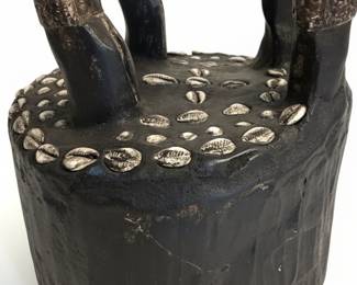 African Style Giraffe Sculpture with Cowrie Shell Base