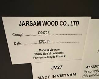 Jarsam Wood Co. Chest of Drawers