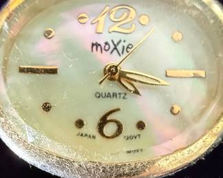 Moxie Women's Quartz Watch with Crystal Accents