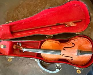 Miniature Violin Souvenir Case
