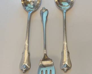Wallace Sterling Silver Grand Baroque Flatware Set