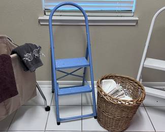 Step ladders & laundry room supplies 