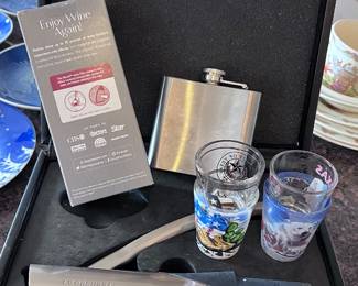 Lots of Bar & Wine Items